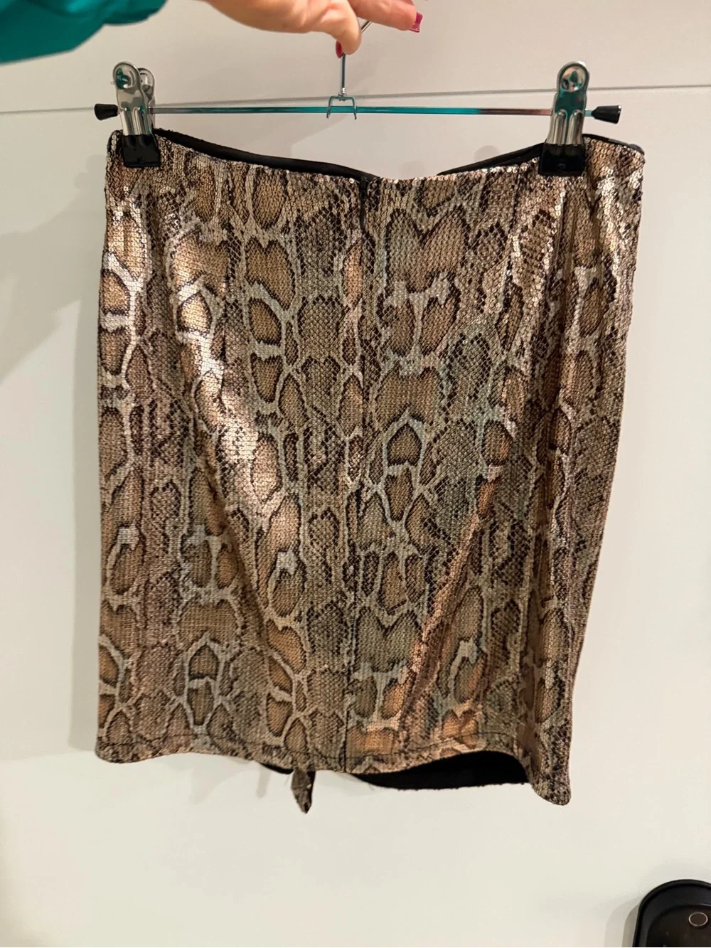 Zara leopard skirt